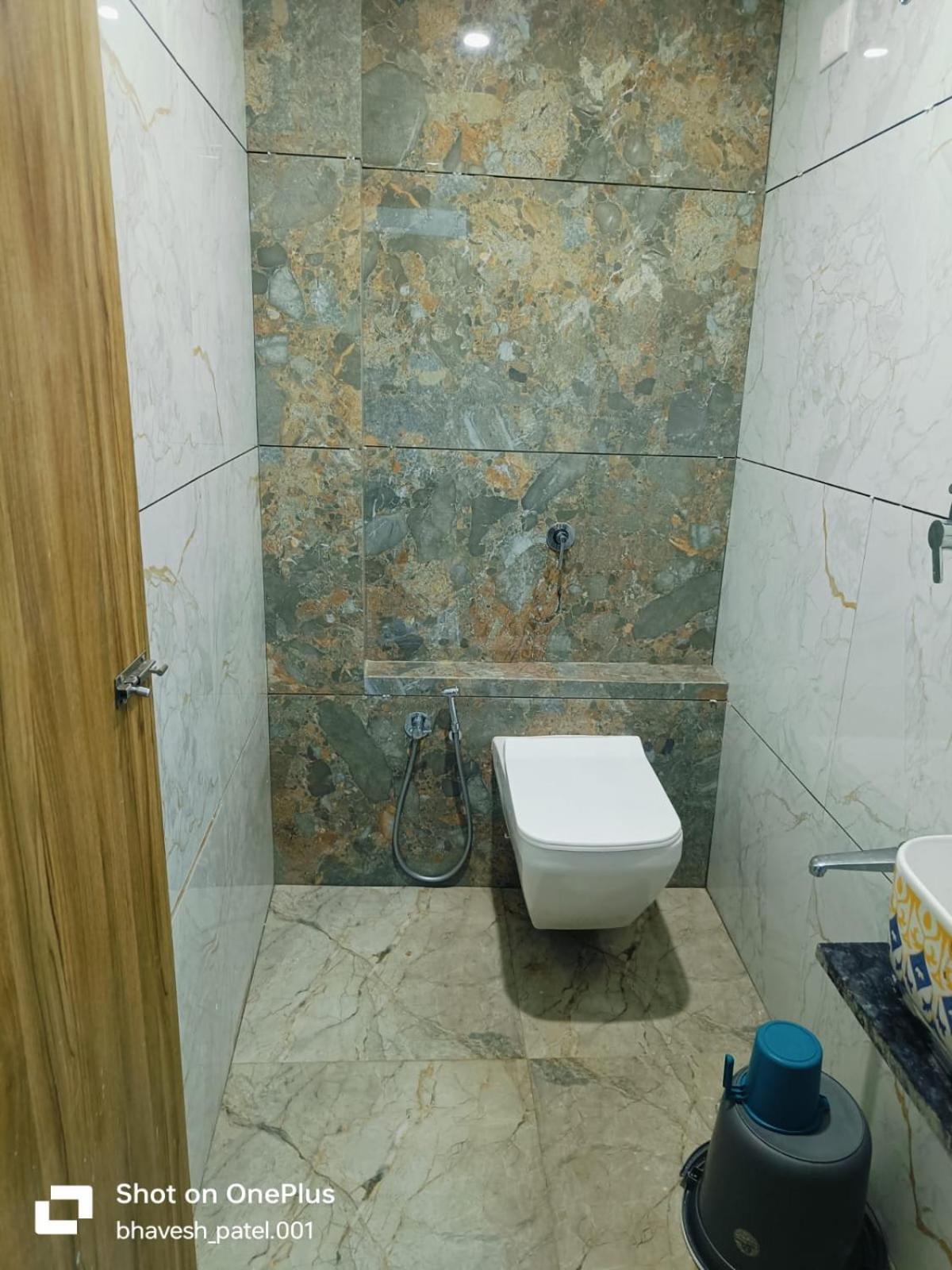 Hotel Alpine Ahmedabad Exterior photo